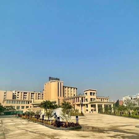 The Mars Resorts Meerut Dış mekan fotoğraf