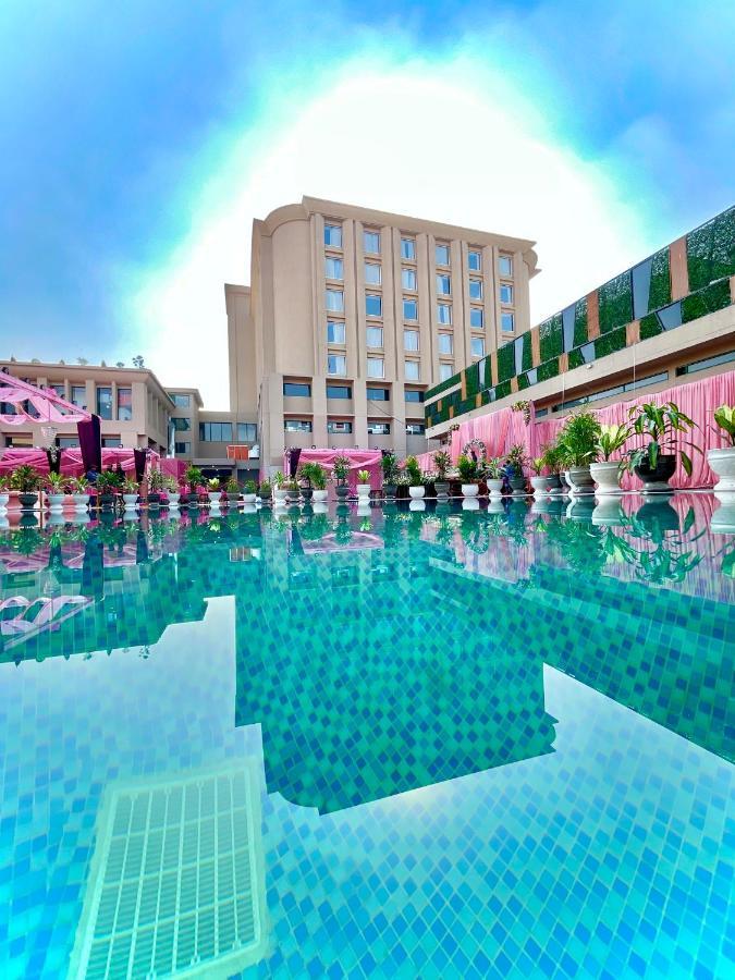 The Mars Resorts Meerut Dış mekan fotoğraf