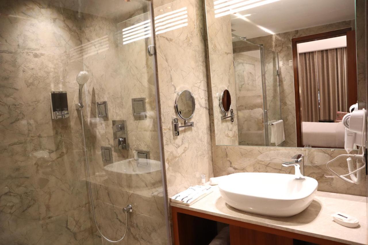 The Mars Resorts Meerut Dış mekan fotoğraf